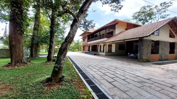 Kaniyandra House, Tiruvalla